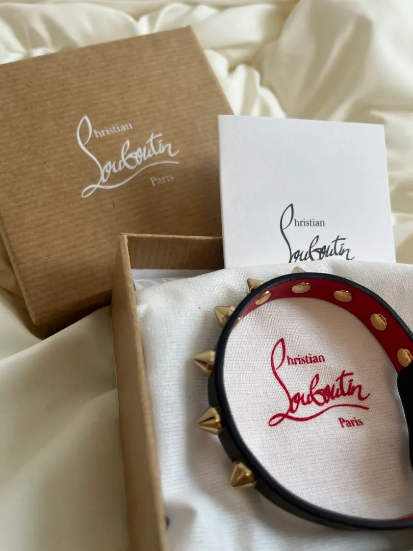 2026年最新】Christian Louboutin ブレスレットの人気アイテム - メルカリ