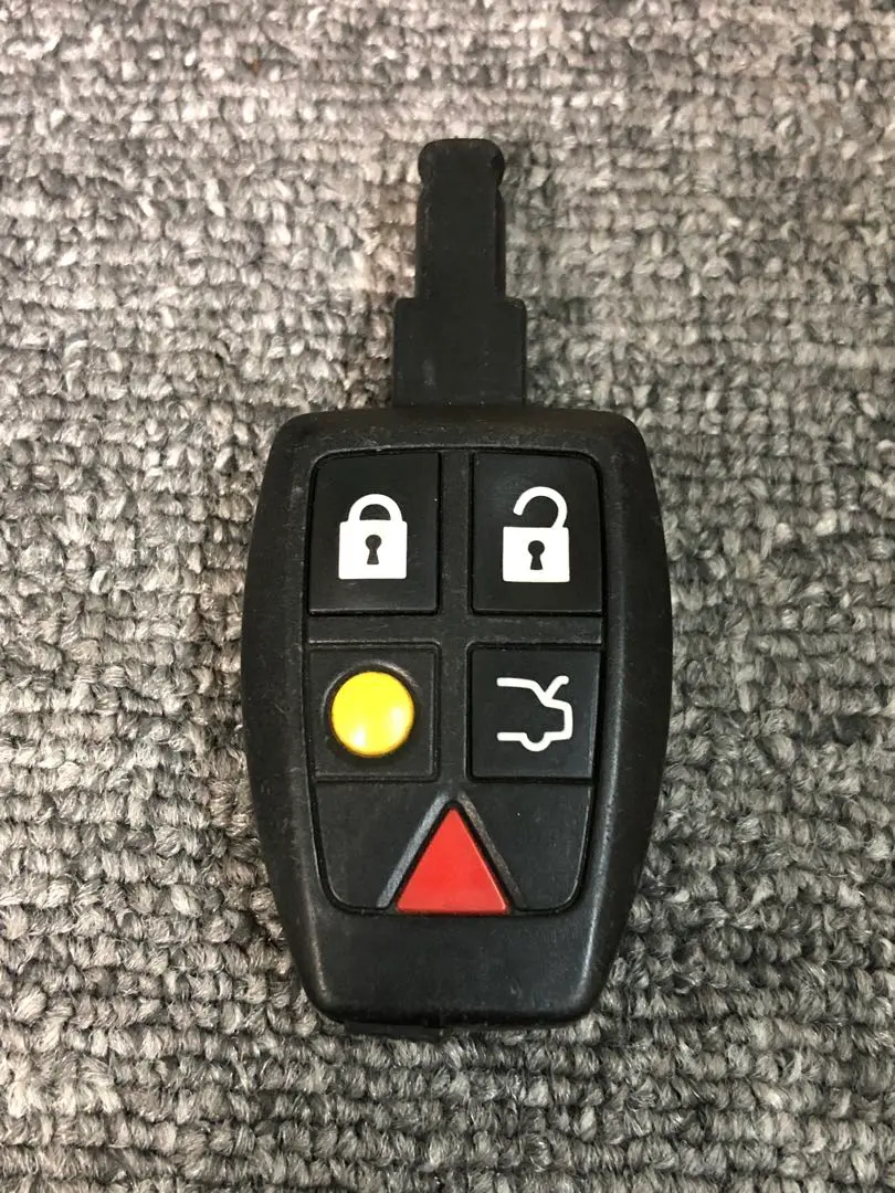 2026年最新】VOLVO キーレスエントリーの人気アイテム - メルカリ
