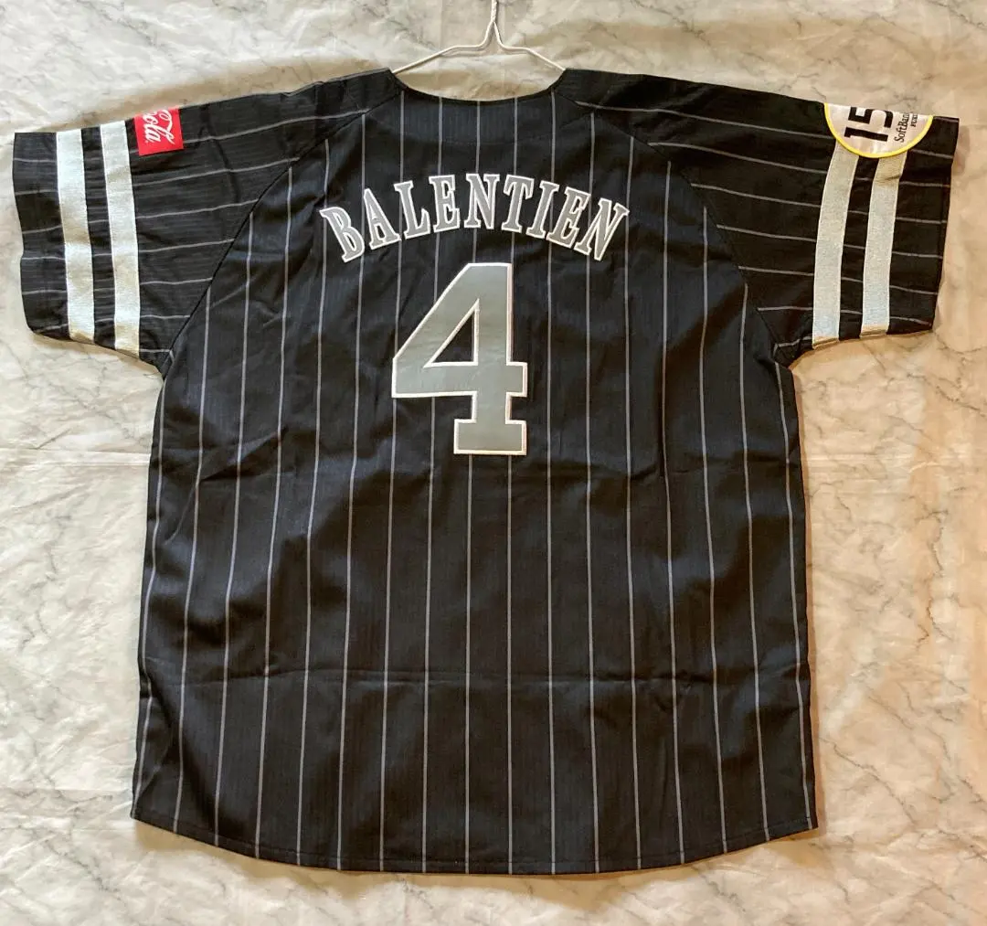 2026年最新】バレンティン ユニフォームの人気アイテム - メルカリ