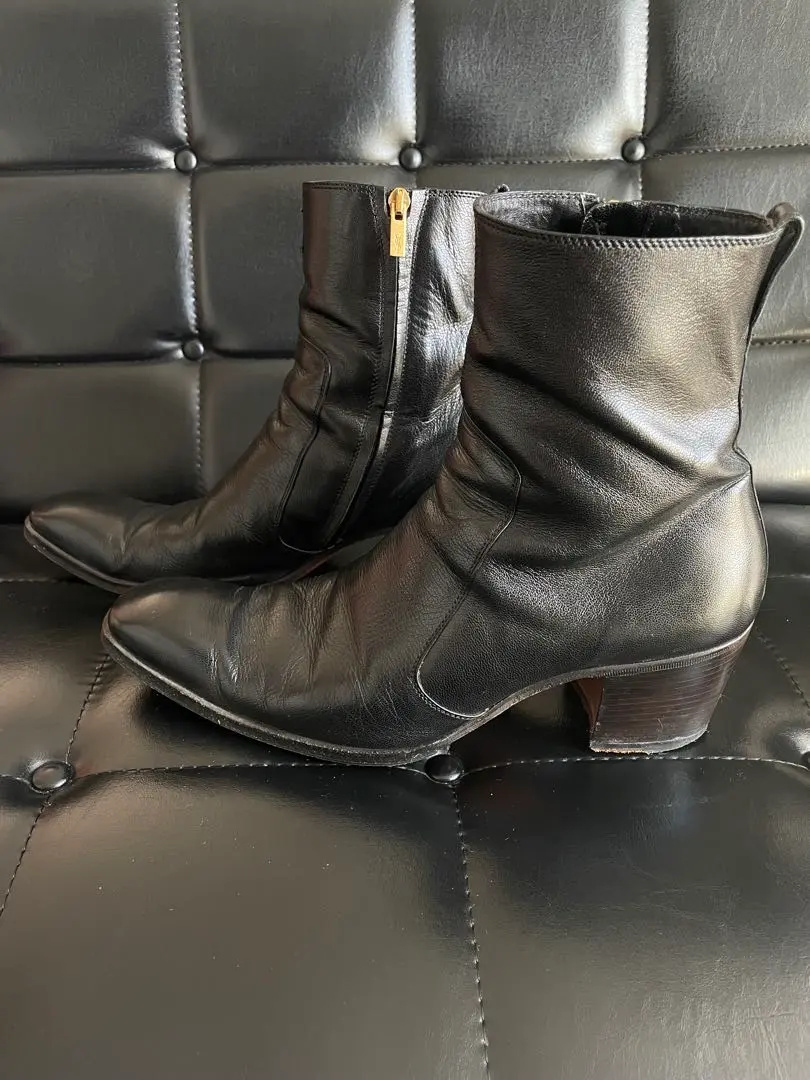 2026年最新】イヴサンローラン ジョニー ブーツの人気アイテム - メルカリ