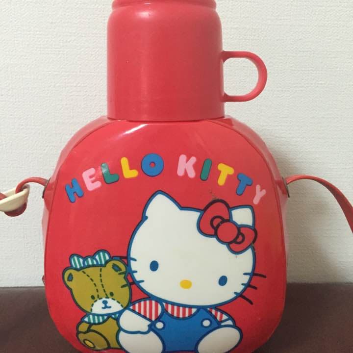 ☆昭和レトロ☆キティちゃん水筒☆ - メルカリ