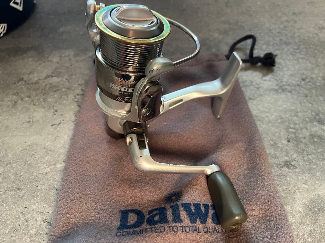 け*い様 Daiwa IGNIS 2004C スピニングリール