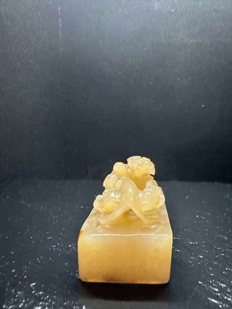 94ラオス石 瑞獣 北部黄 印石 印材 引首 4.6*2.4*