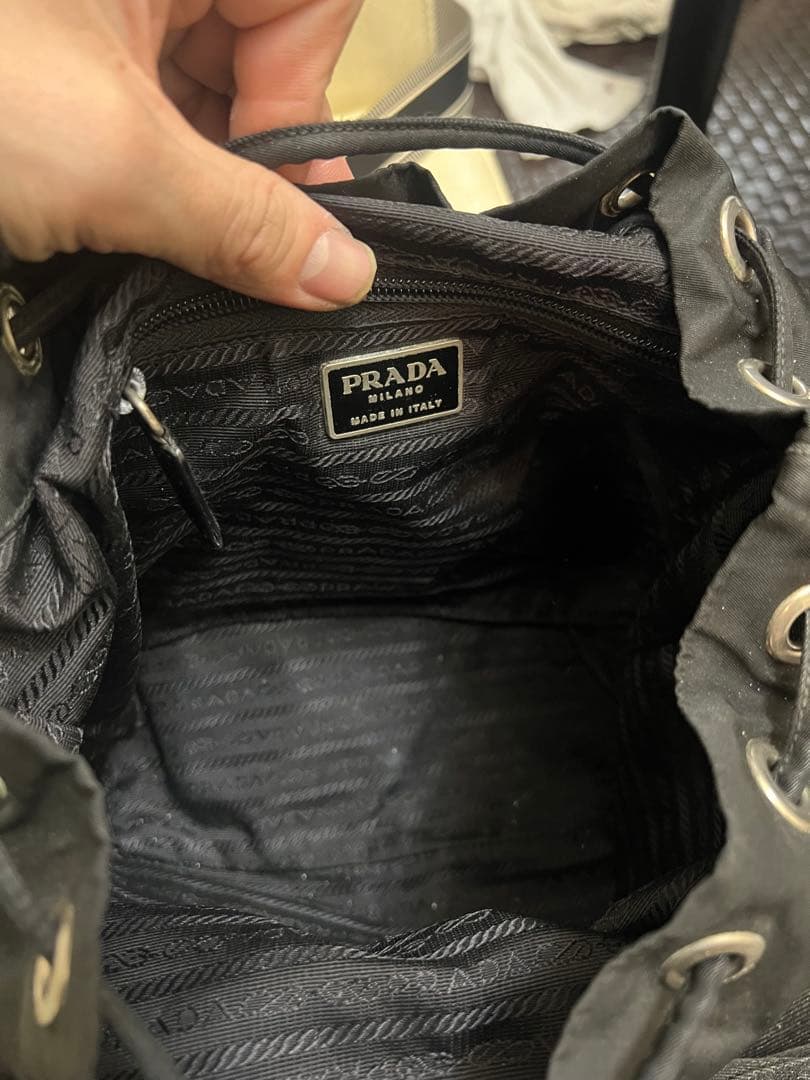 大幅値下げ！確実正規品PRADA スモール Re-Nylon バックパック