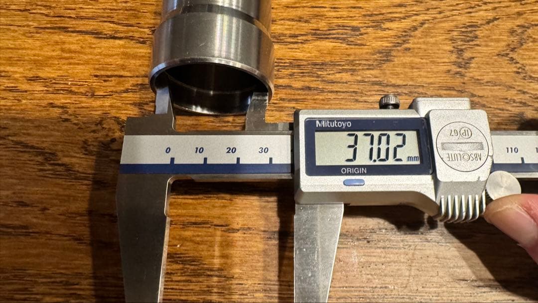 【中古】チタン　ボトムブラケット　BB86