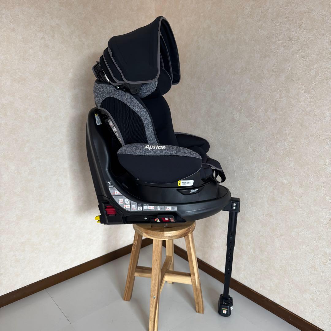 Aprica アップリカ チャイルドシート　フラディアグロウ ISOFIX AC