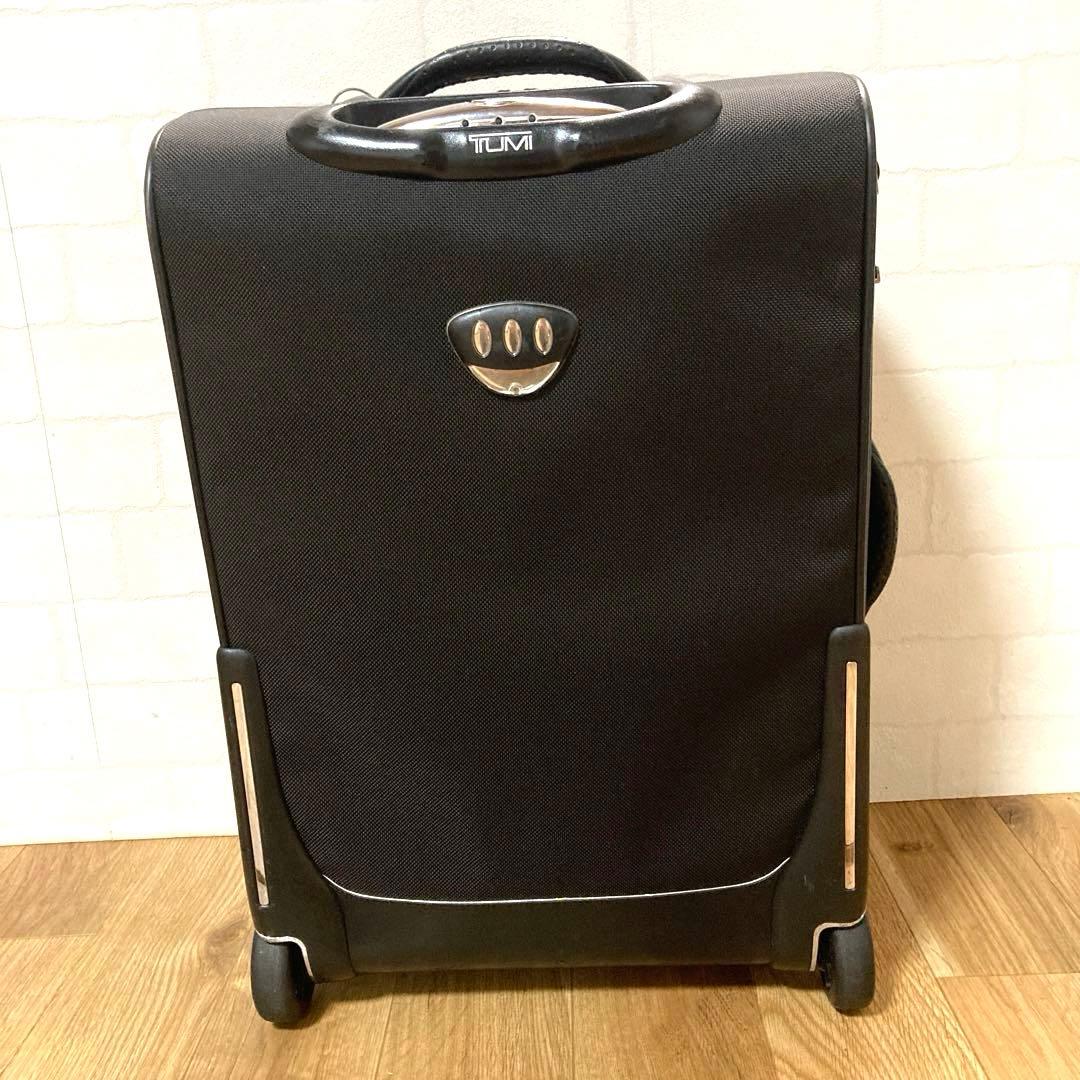 TUMI 黒 キャリーケース　23020D