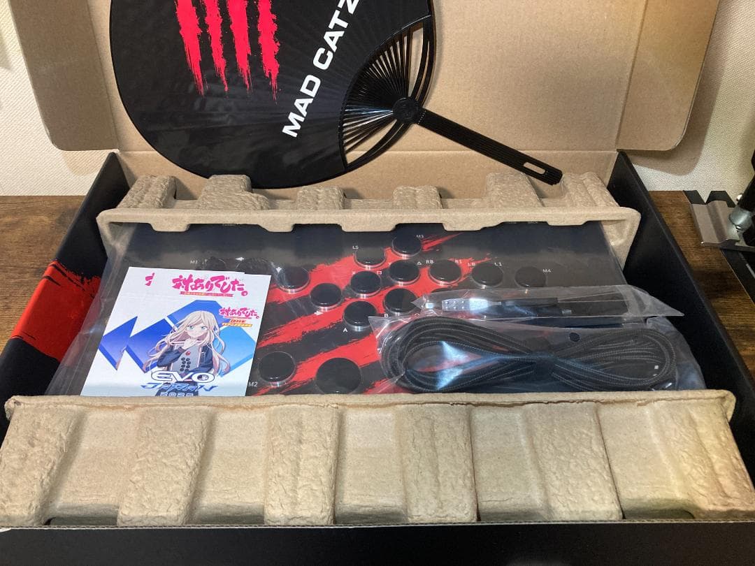 【Mad Catz / N.E.K.O.】レバーレスコントローラー