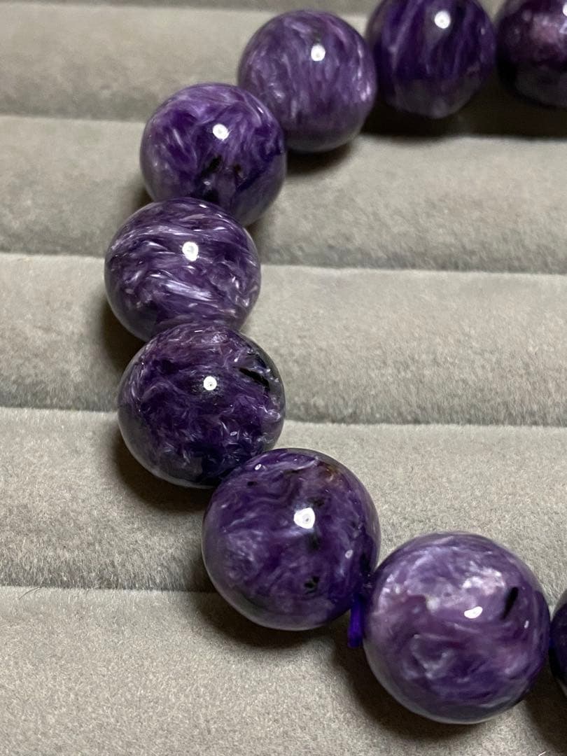 チャロアイト　帝王紫　最高品質　１３mm