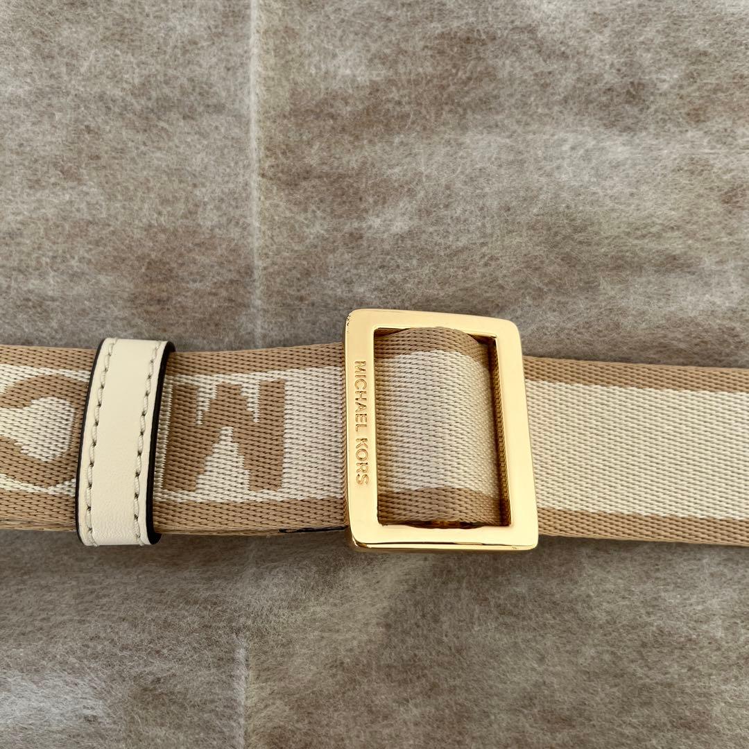 MICHAELKORSボディバッグホワイト系袋付きマイケルコースショルダーバック