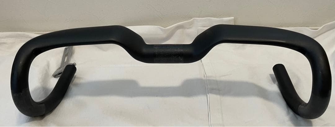 カーボン エアロ ドロップハンドル 420mm ライズ:30mm