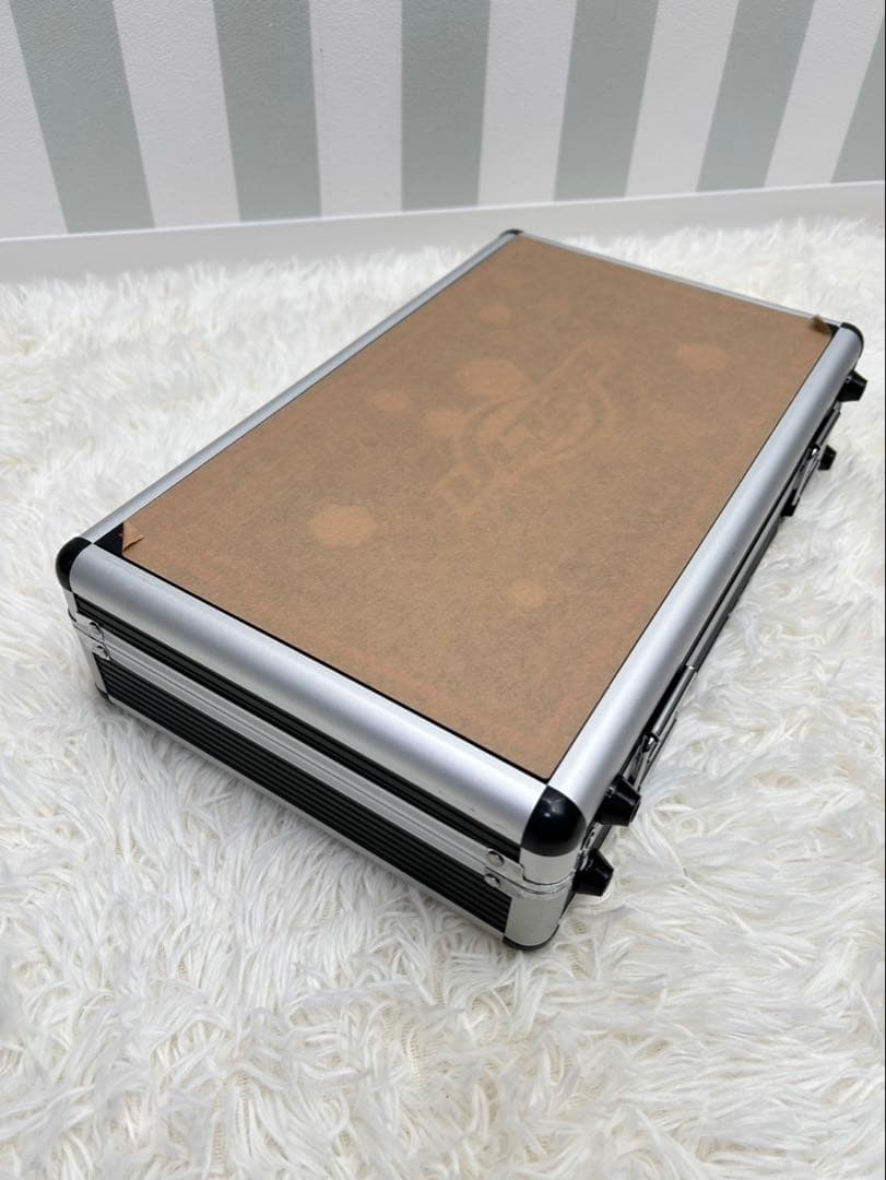 新品　ドリームボックス ベイブレードX アタッシュケース　ロゴプレート　小サイズ