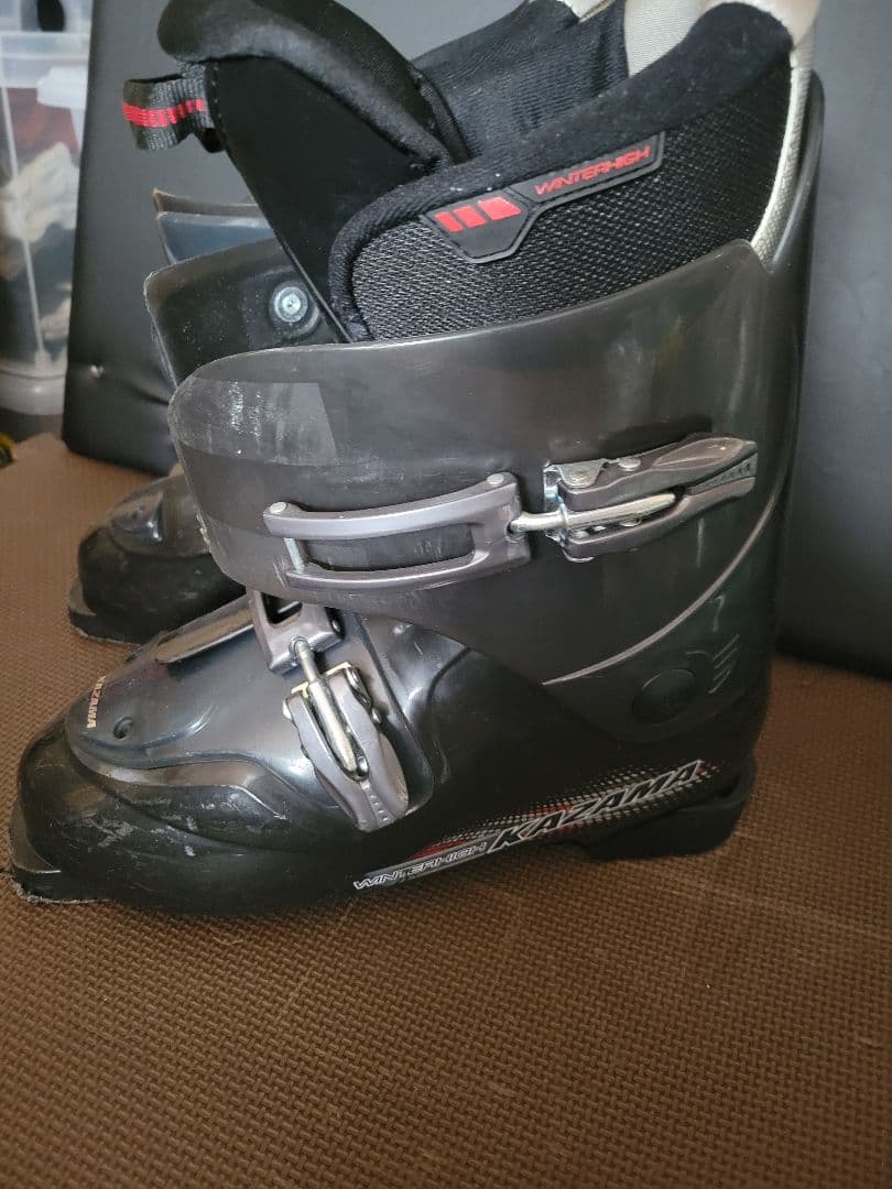 スキー　ブーツ　KAZAMA　27