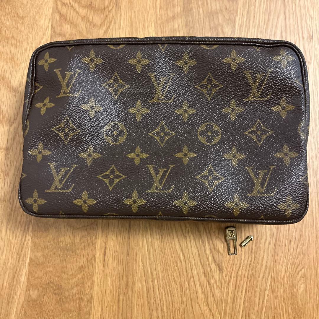 ルイヴィトン モノグラム ポーチ セカンドバッグ トゥルース