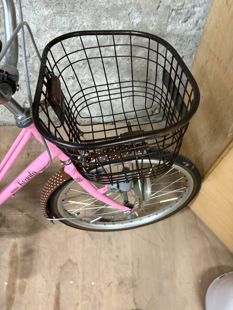 おしゃれ自転車 Regalio ピンクブラウン ドット柄 22インチ 前カゴ付き