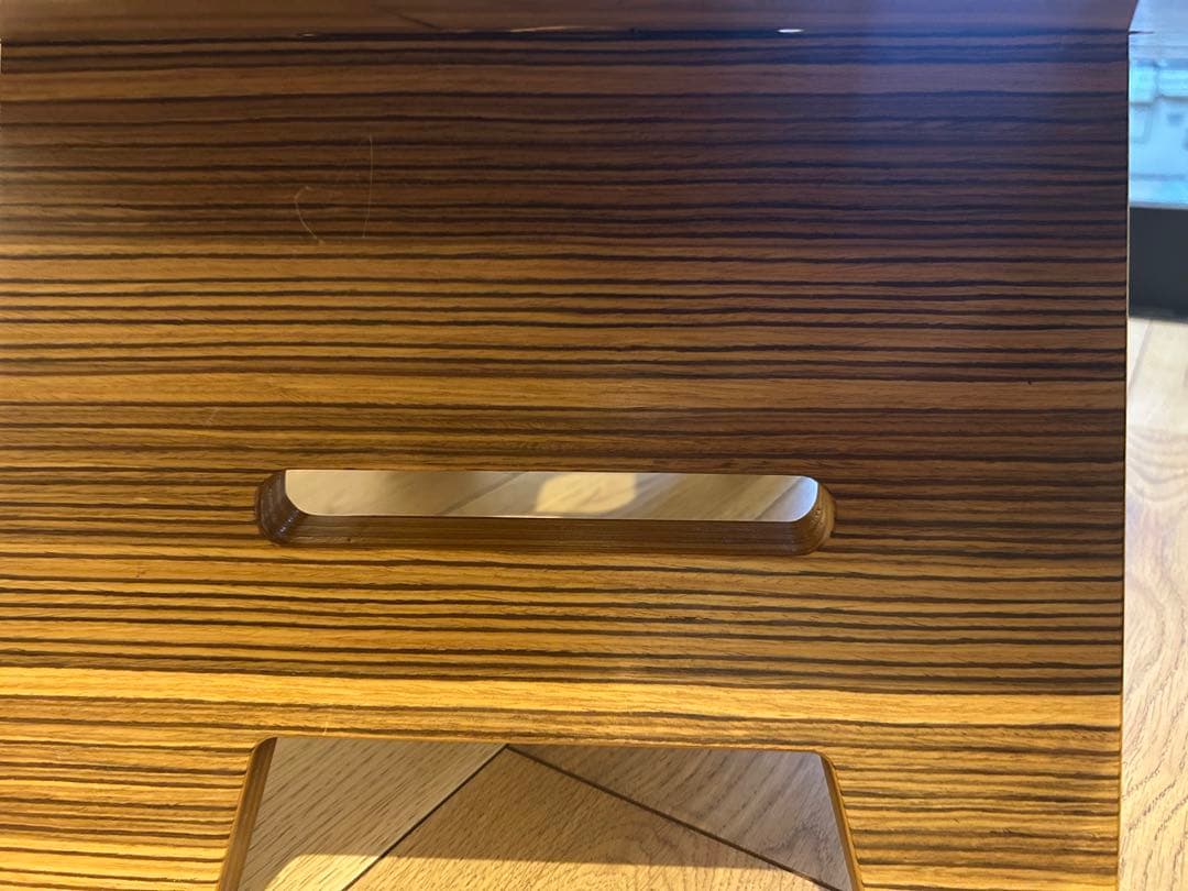 Thearth ヘキサテーブル　しま美