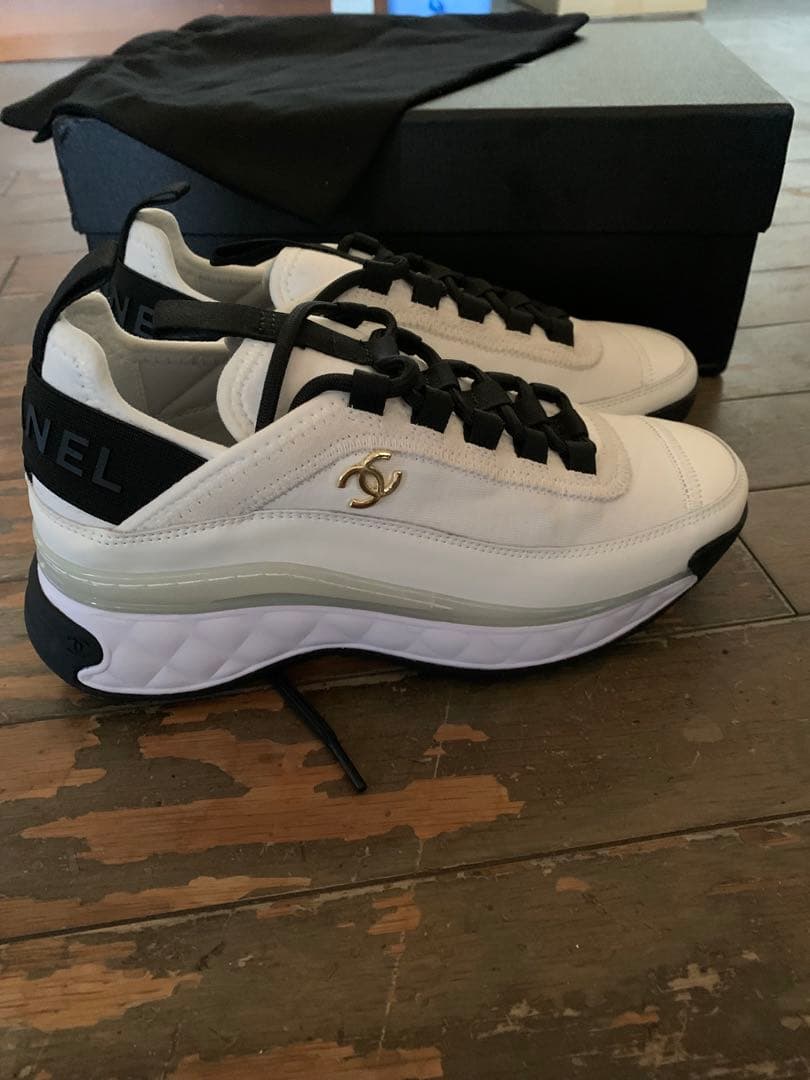 シャネル　マトラッセ　ファブリックスニーカー　アイボリー　37 スエード