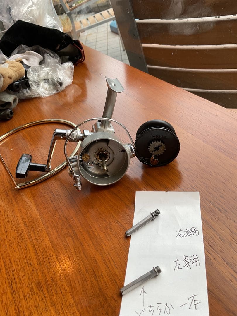 ダイワスピンスター500リールと六角シャフト一本