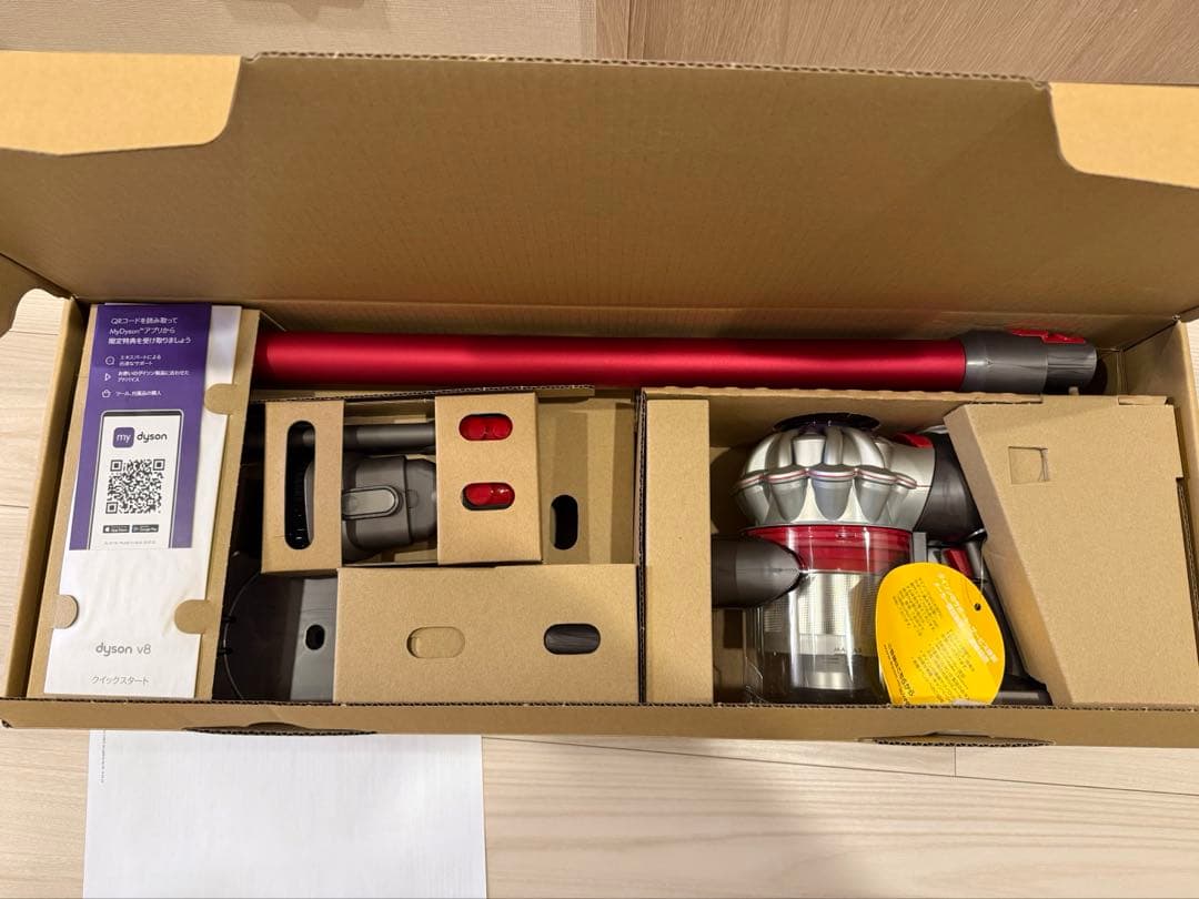 新品未開封　dyson 掃除機　V8 origin