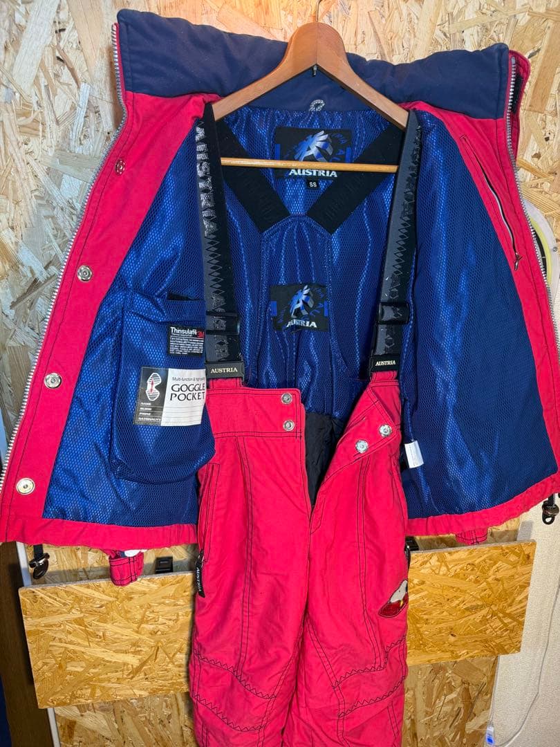 AUSTRIA スキーウェア SS 赤 スヌーピー　SNOOPY