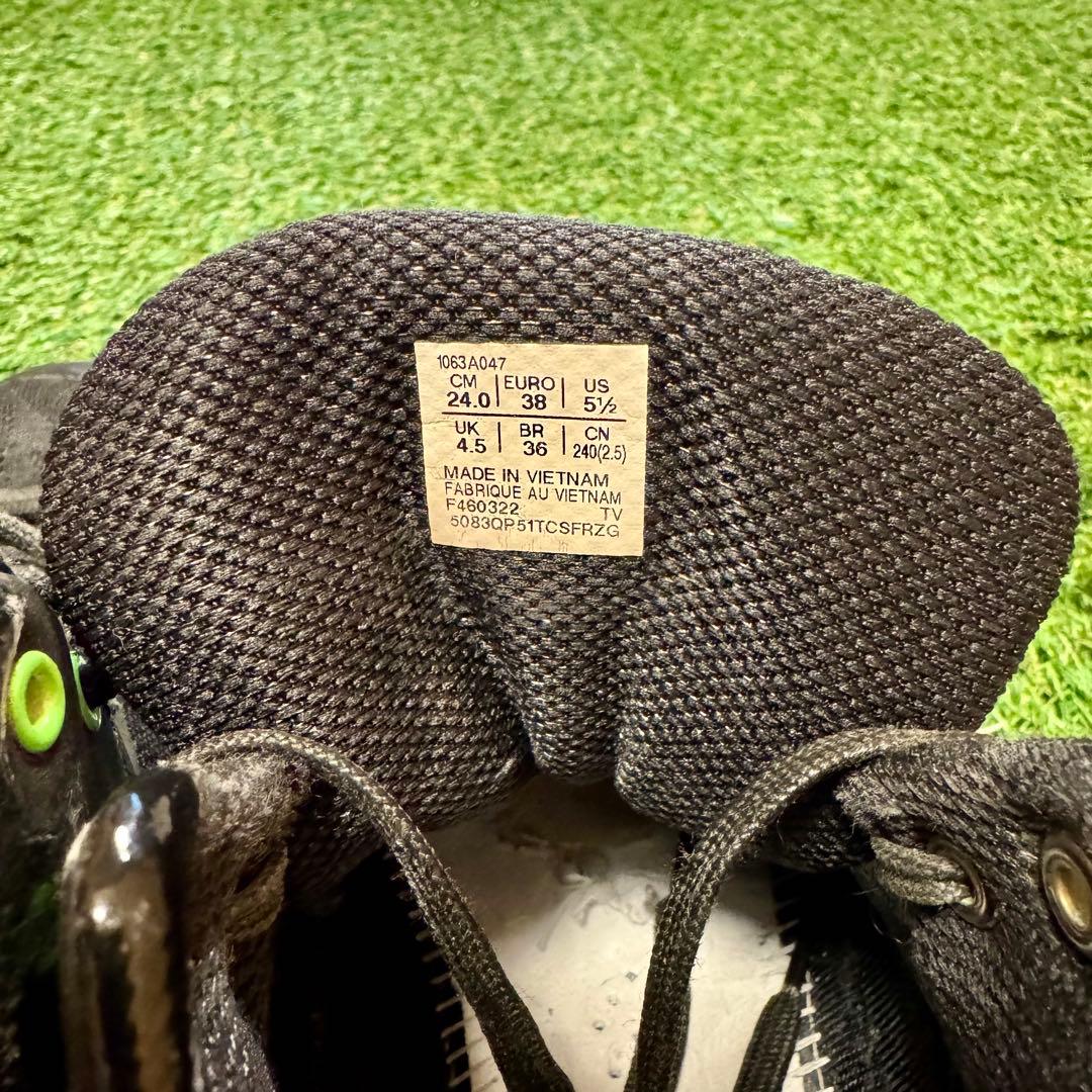 【美品】ASICS GELBURST 26 24.0cm