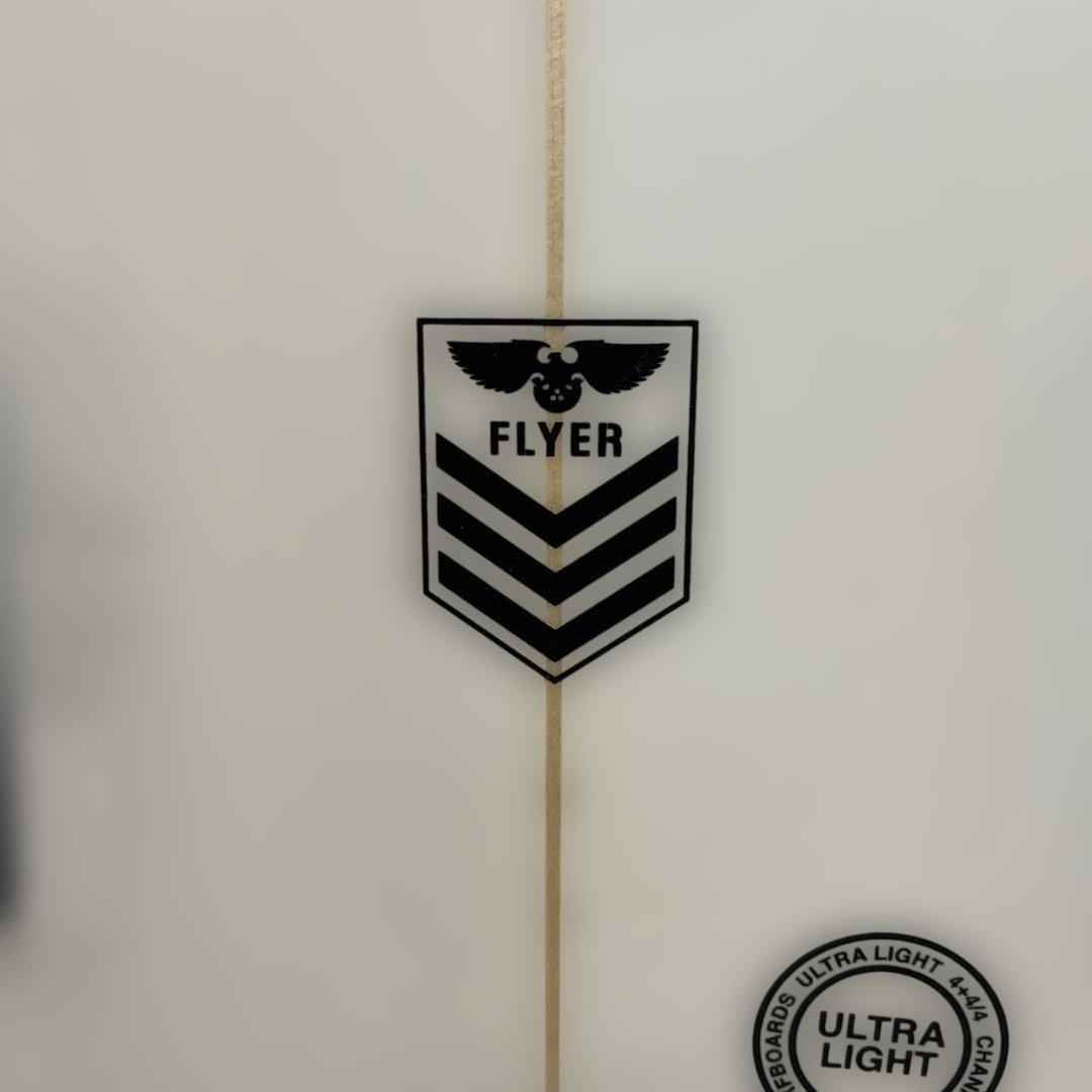 アルメリック NEW FLYER 5’8 25.0l （futureフィン付き）