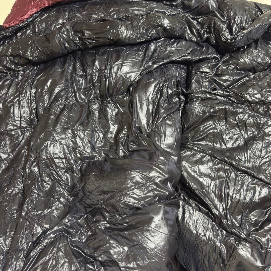 美品NANGA ダウンシュラフ760FP寝袋810DX ショートサイズ　レッド