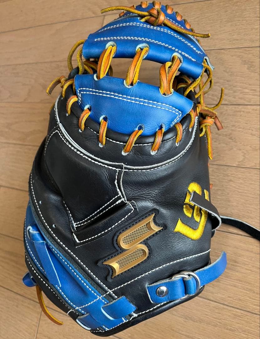 梅野選手 実使用グローブ！！(限定ロゴ入り)阪神タイガース - メルカリ