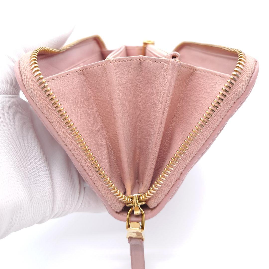 miu miu ミュウミュウ マテラッセ ラウンドファスナー 長財布 ピンク系