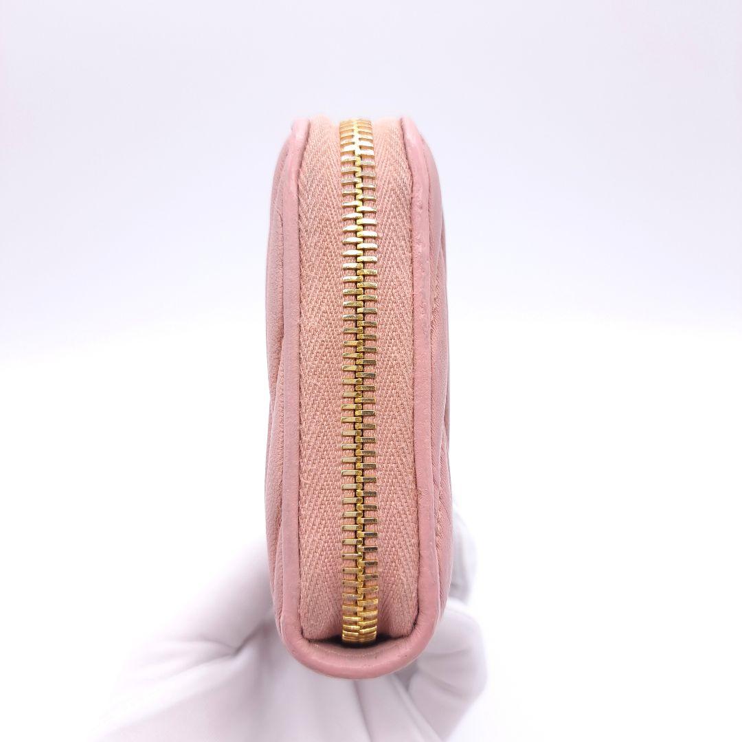 miu miu ミュウミュウ マテラッセ ラウンドファスナー 長財布 ピンク系