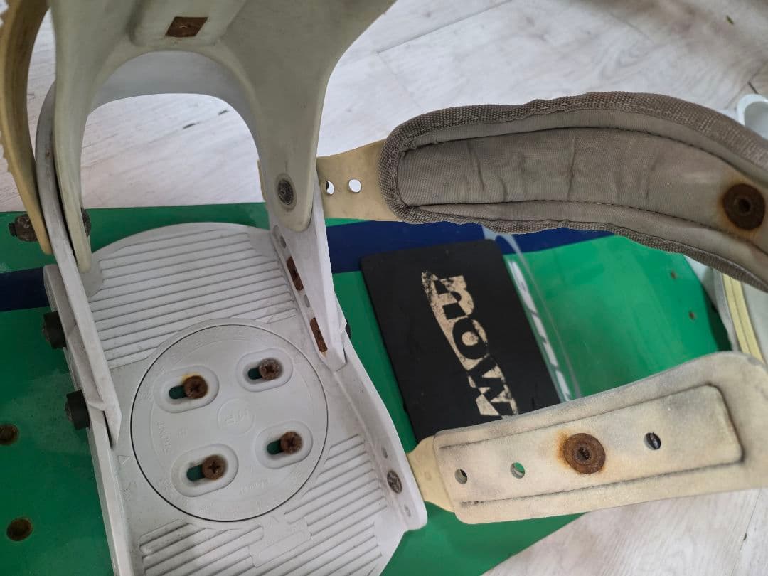 GNU NOW スノーボード 板148cm　ブーツ ビンディング　ケース　セット