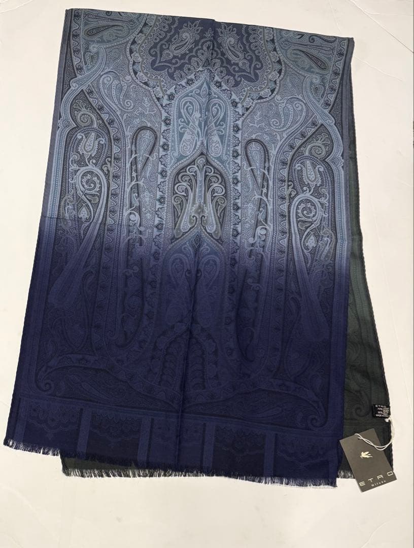 新品タグ付☆エトロ　ストール　ロングスカーフ ペイズリー　グラデーション　 美品