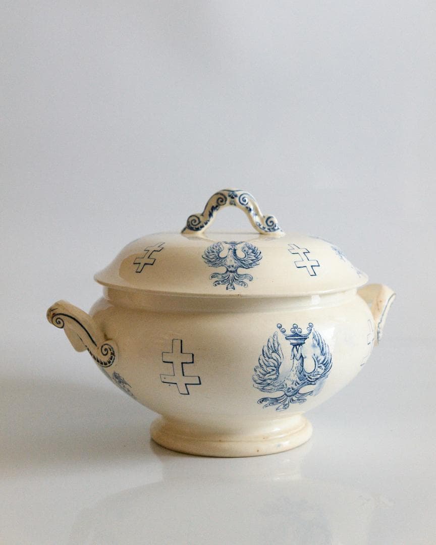 Luneville リュネヴィル ロレーヌ十字 アザミ 王冠鷲 スーピエール