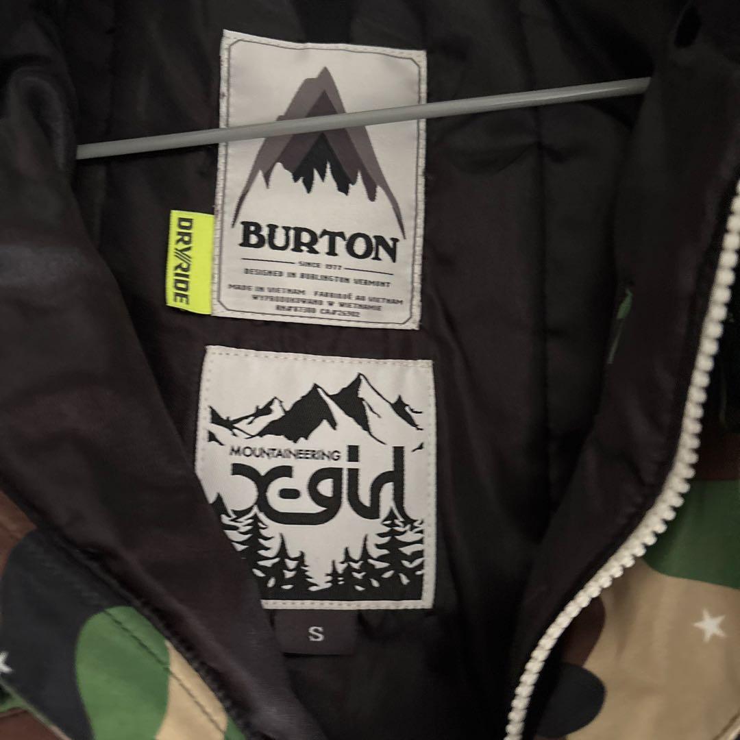 BURTON 迷彩 スノーボードウェア Sサイズ　X-girlコラボ