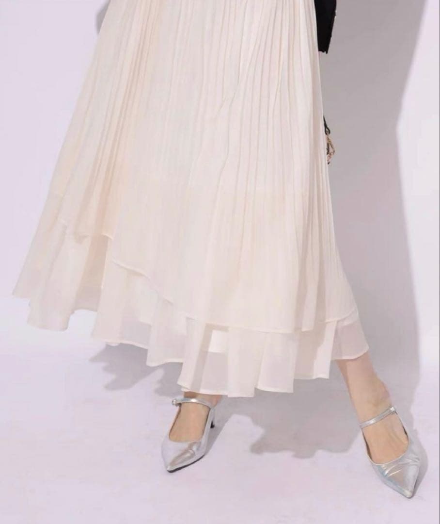 【新品】Apuweiser-riche アシメティアードプリーツスカート