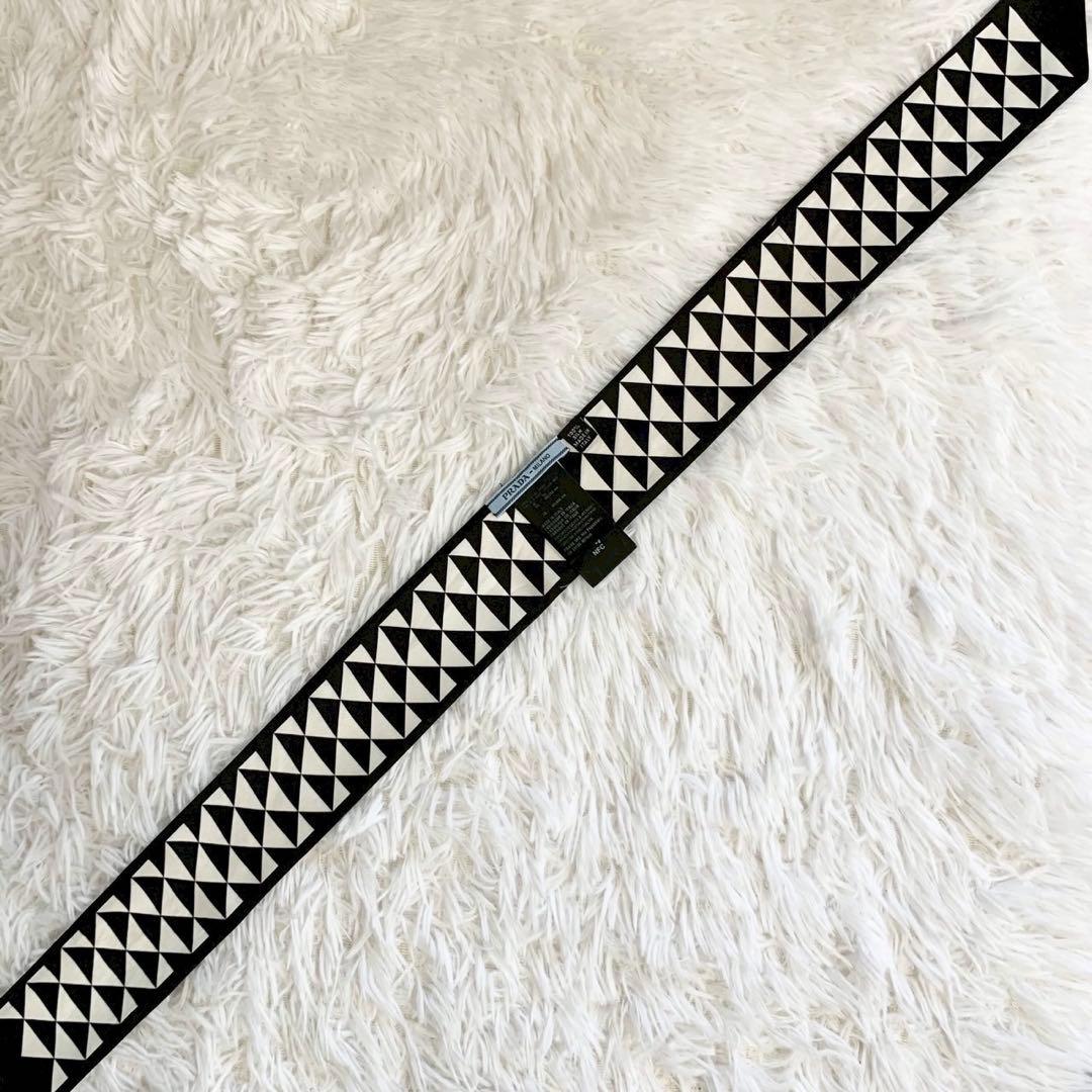 PRADA PRADA 三角モチーフ リボンスカーフ ブラック トライアングル プラダ