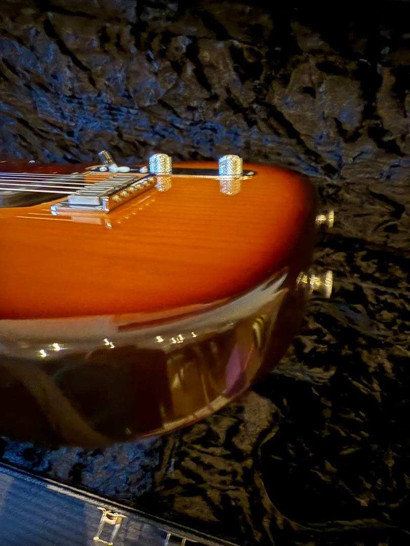 超美品Tom Anderson short hollowT ミディアムスケール - メルカリ