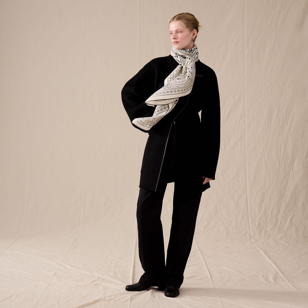 【新品大人気】　エルメス　カレジェアン 《シュヴァル・ドゥ・クール・バンダナ》