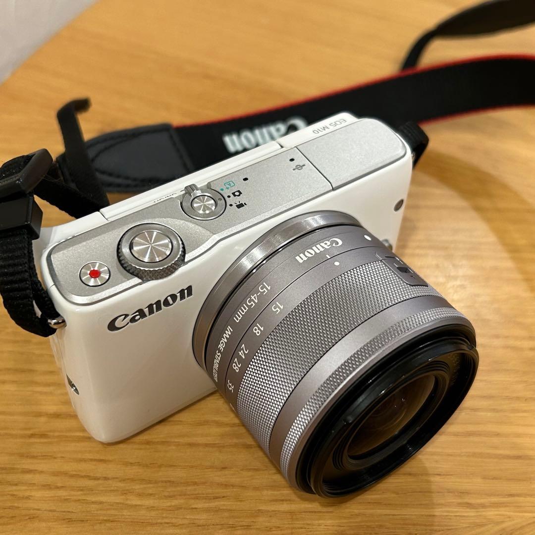 Canon EOS M10 ミラーレス　一眼