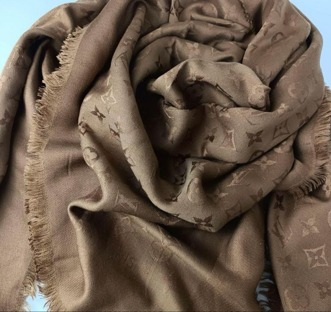 ルイヴィトン 大判ストール　LOUISVUITTON 箱なし