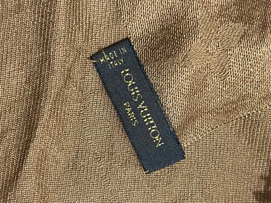 ルイヴィトン 大判ストール　LOUISVUITTON 箱なし