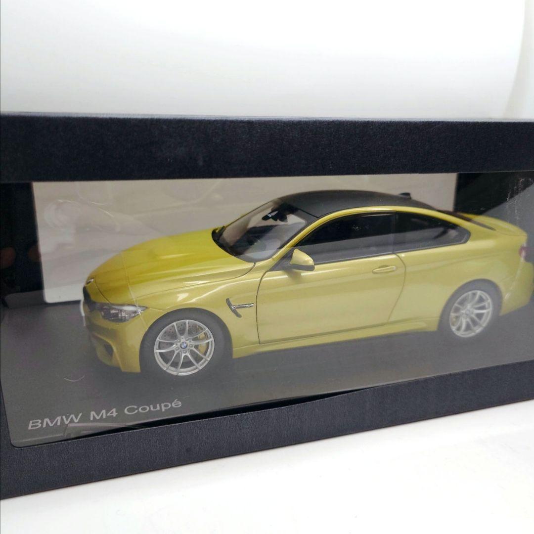特注 1/18 BMW M4 クーペ オースティン イエローメタリック