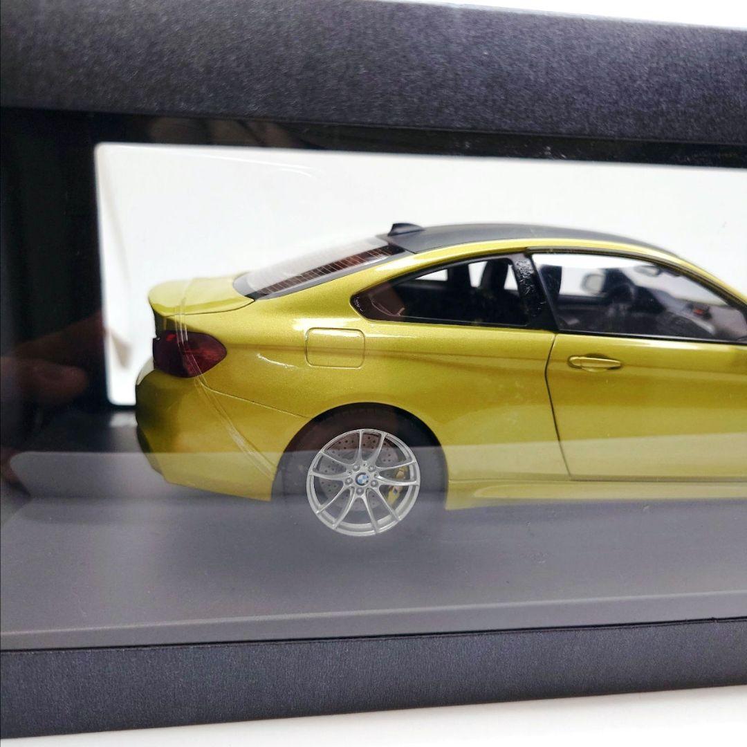 特注 1/18 BMW M4 クーペ オースティン イエローメタリック