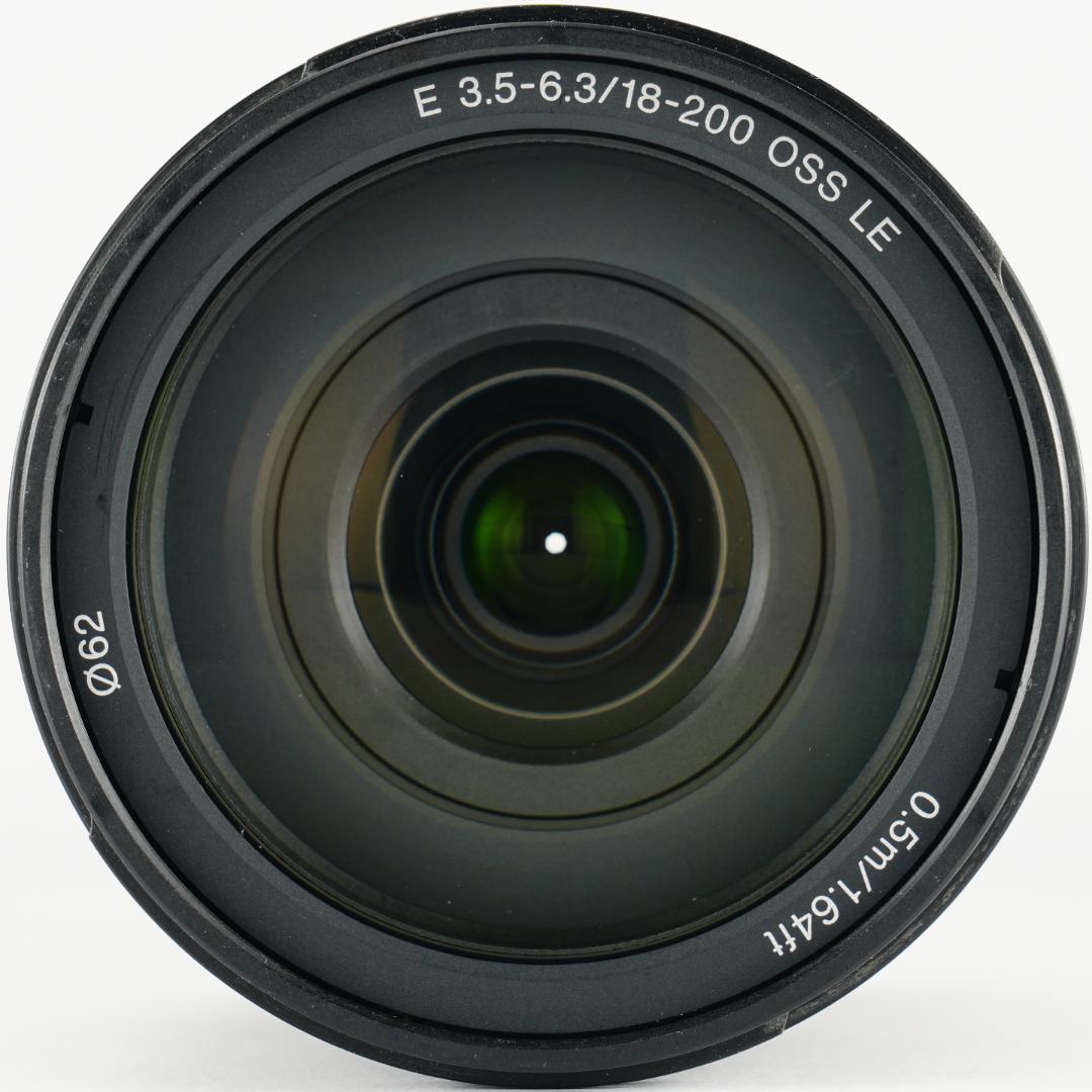 レンズ交換から解放される1本 SONY SEL18200LE 美品