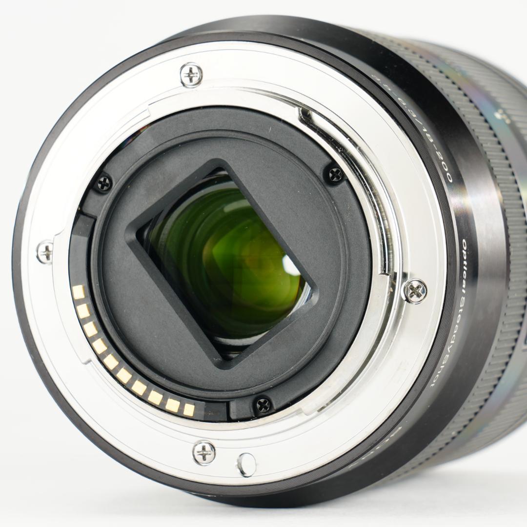 レンズ交換から解放される1本 SONY SEL18200LE 美品