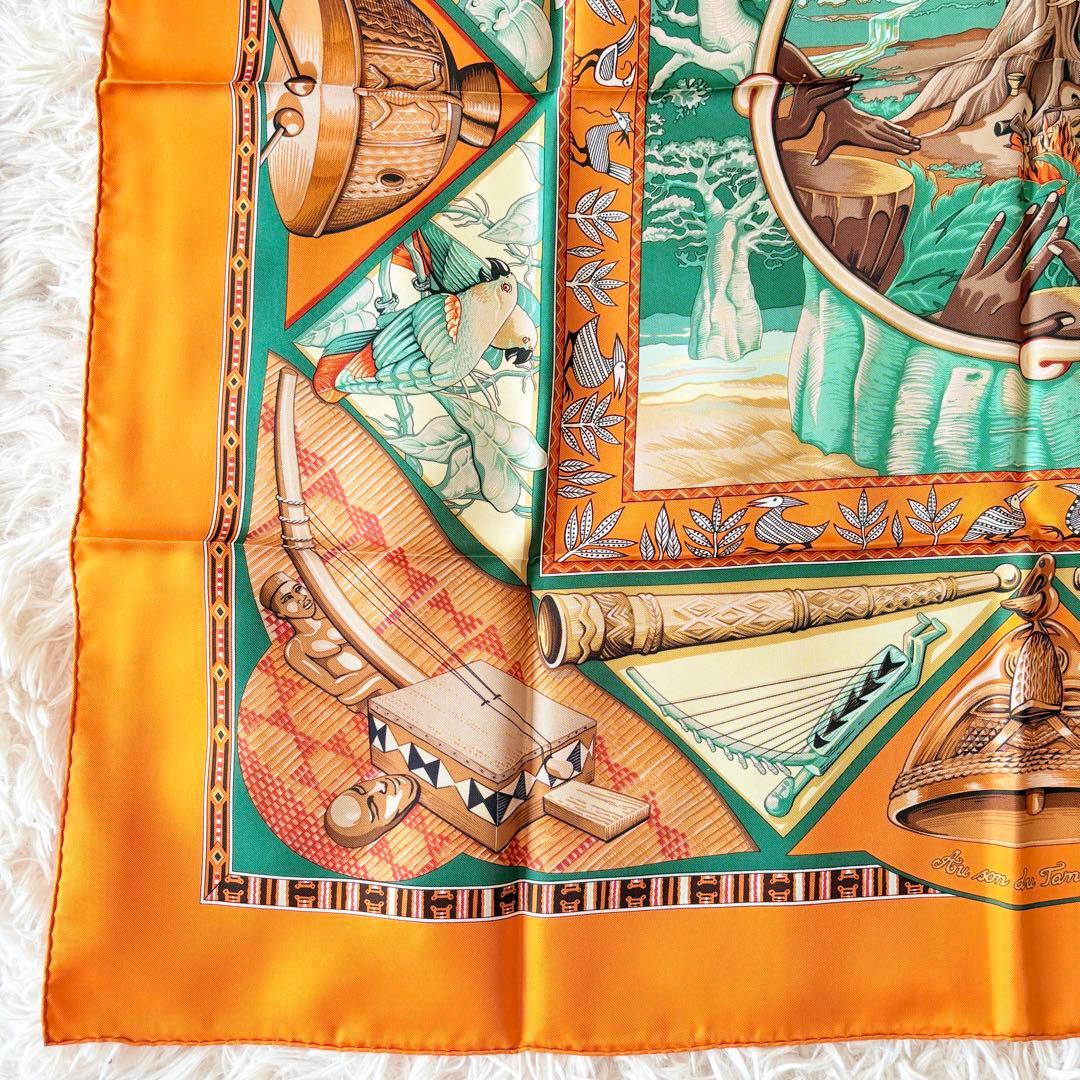 HERMES エルメス スカーフ カレ90 タムタムの音に合わせて シルク