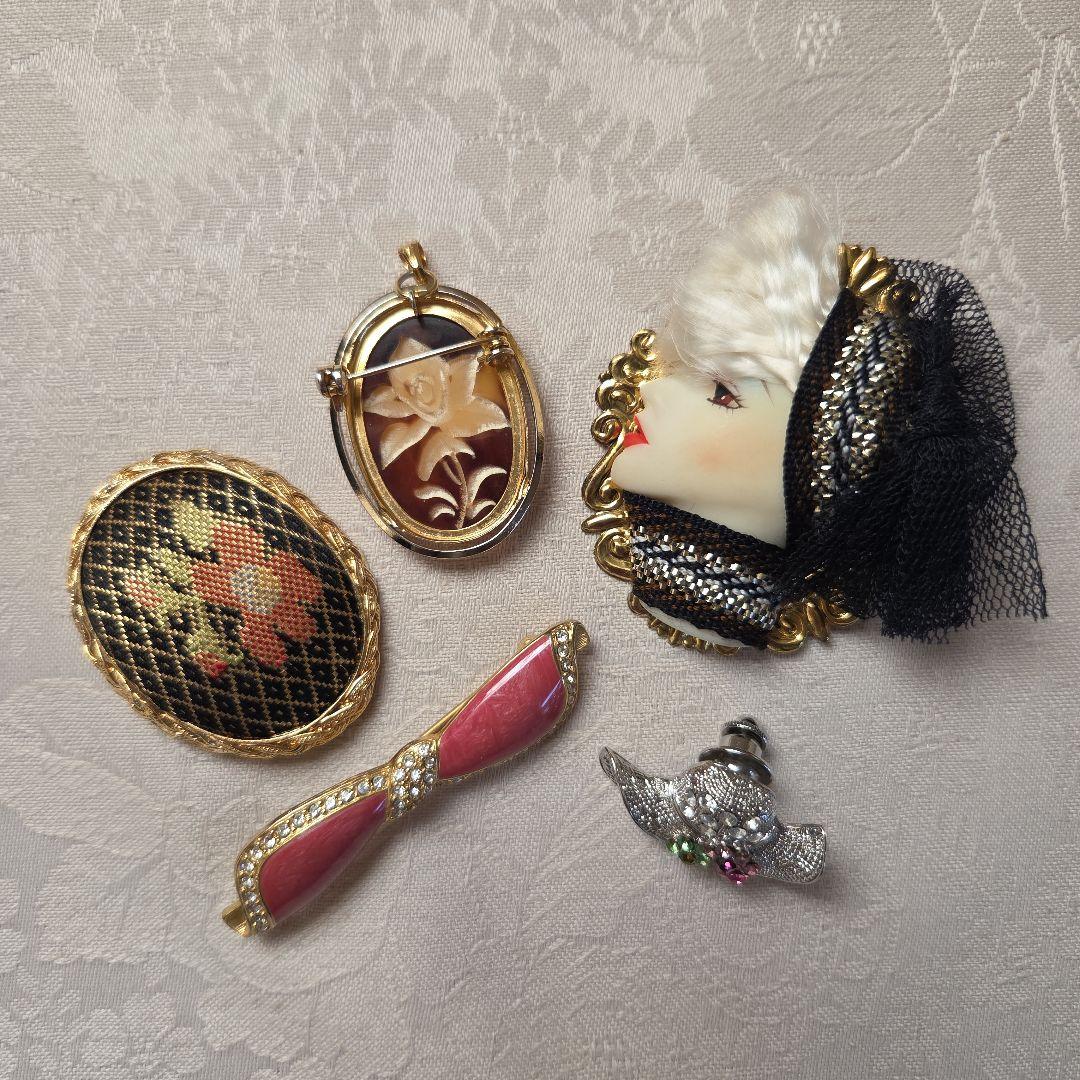 アクセサリー ブローチ まとめ売り 5点 - メルカリ