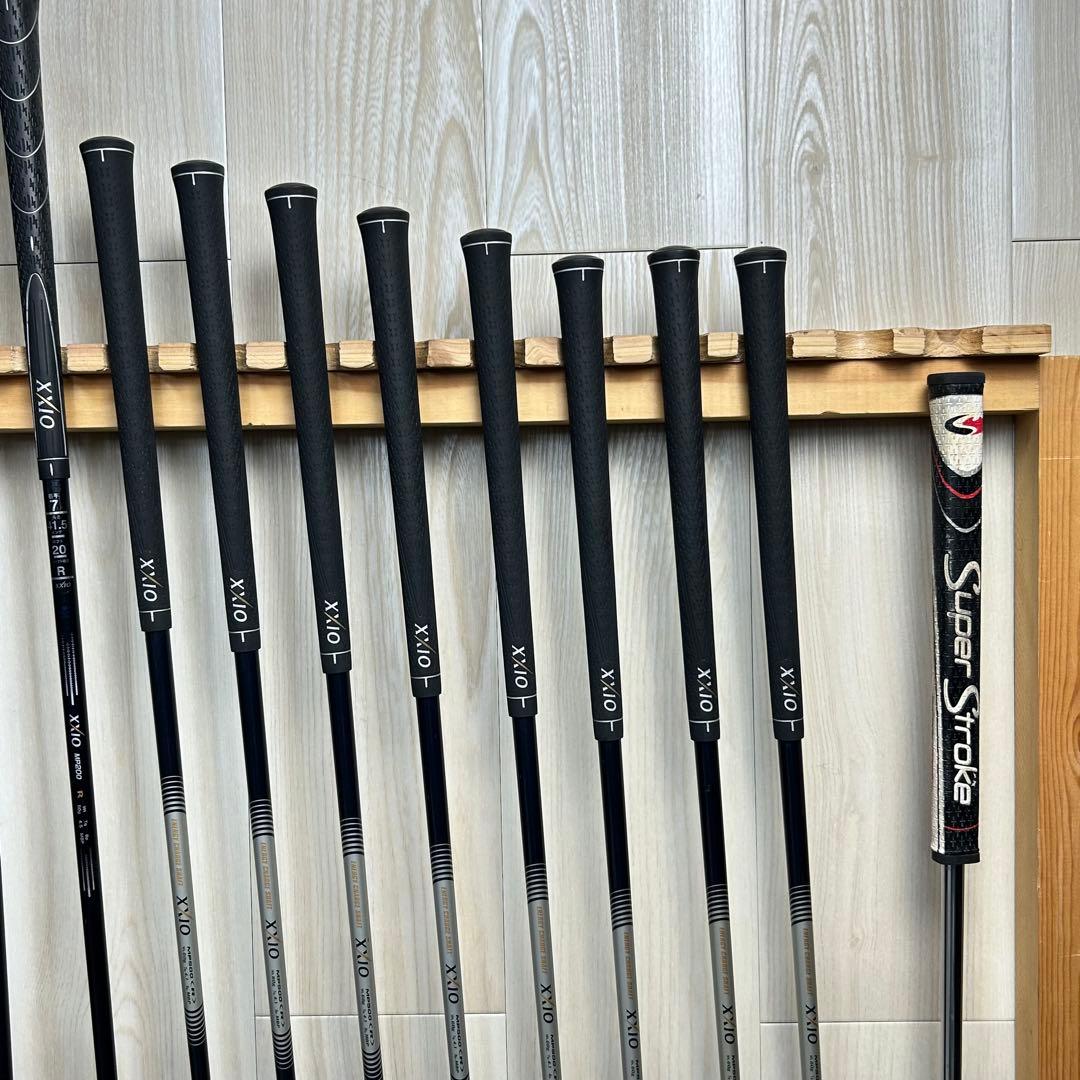 【メンズ右】ゼクシオ　MP500 MP200 メンズゴルフセット 初心者