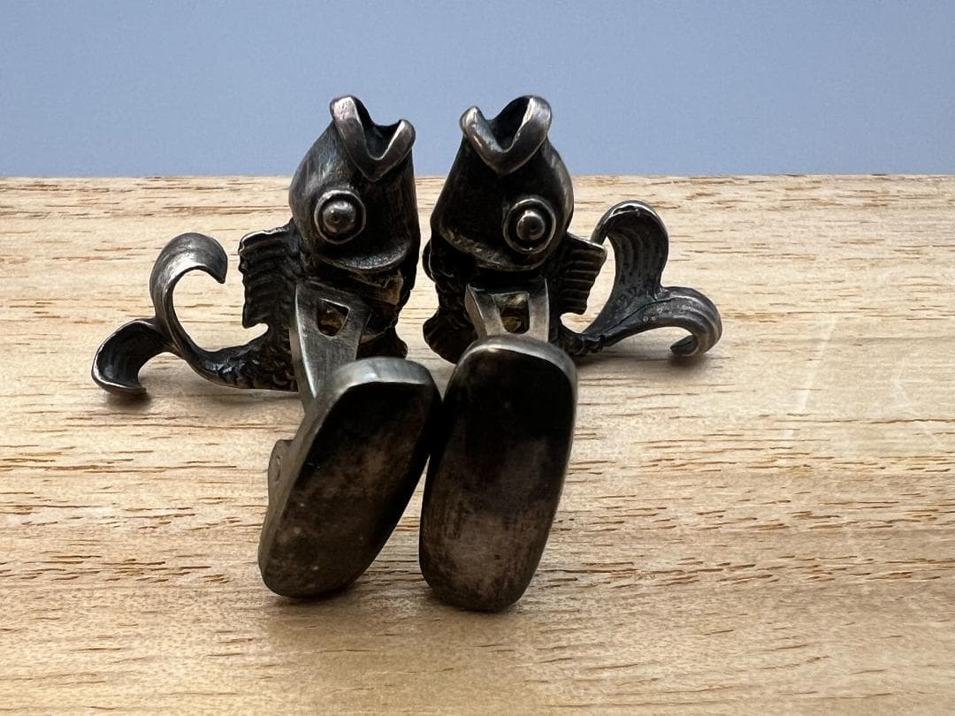 【海】超レア　純銀製　小倉正雄作　鯉形　一対　カフスボタン　彫金　共箱付