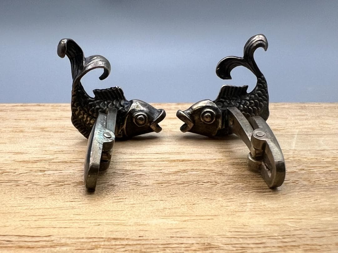 【海】超レア　純銀製　小倉正雄作　鯉形　一対　カフスボタン　彫金　共箱付